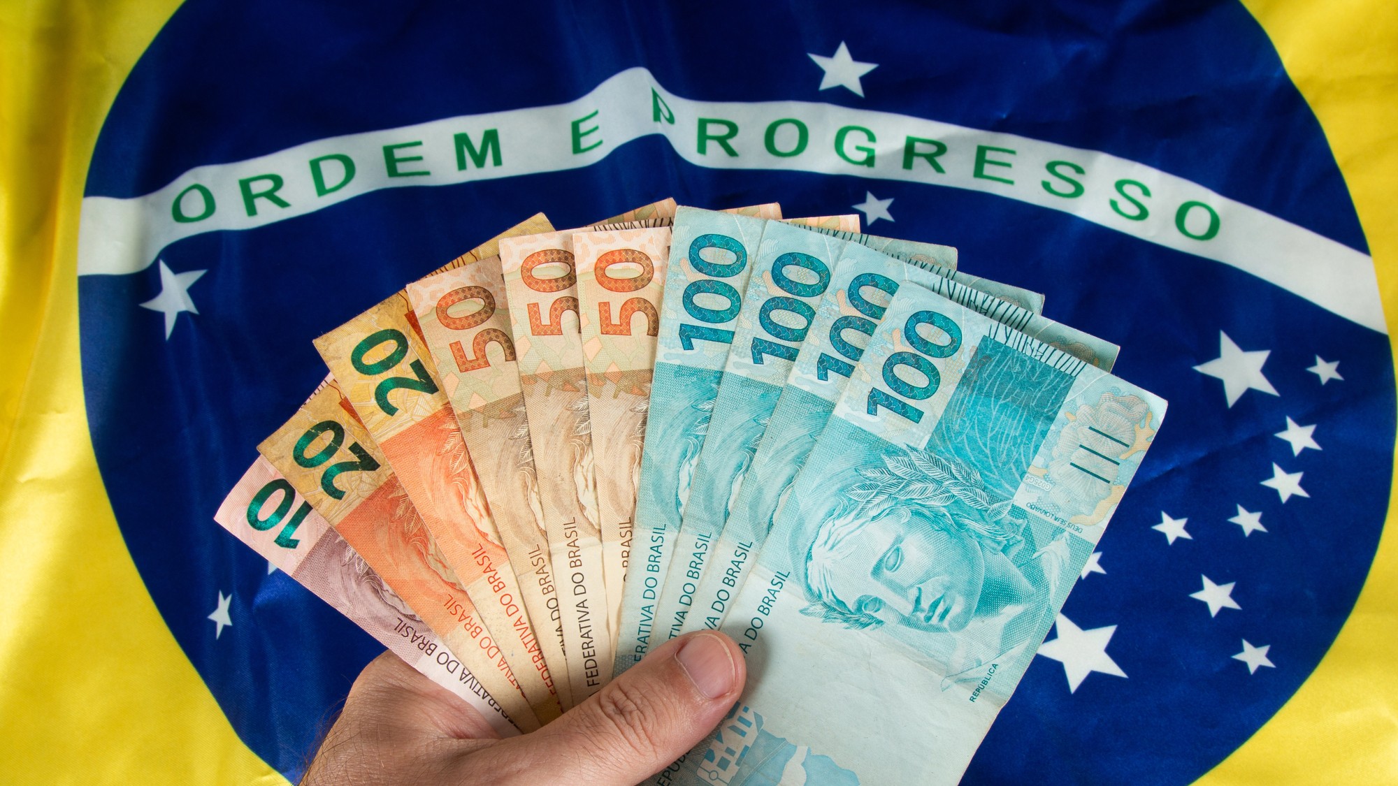 Brazil Blocks Betting Access for Social Welfare Recipients in Major Gambling Crackdown